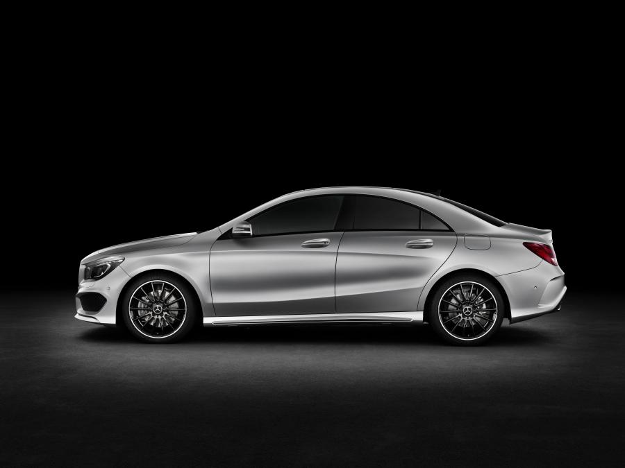  Mercedes-Benz CLA250 2013 года  (фото 32 из 33)